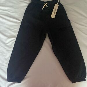 Essentials (fear of god)